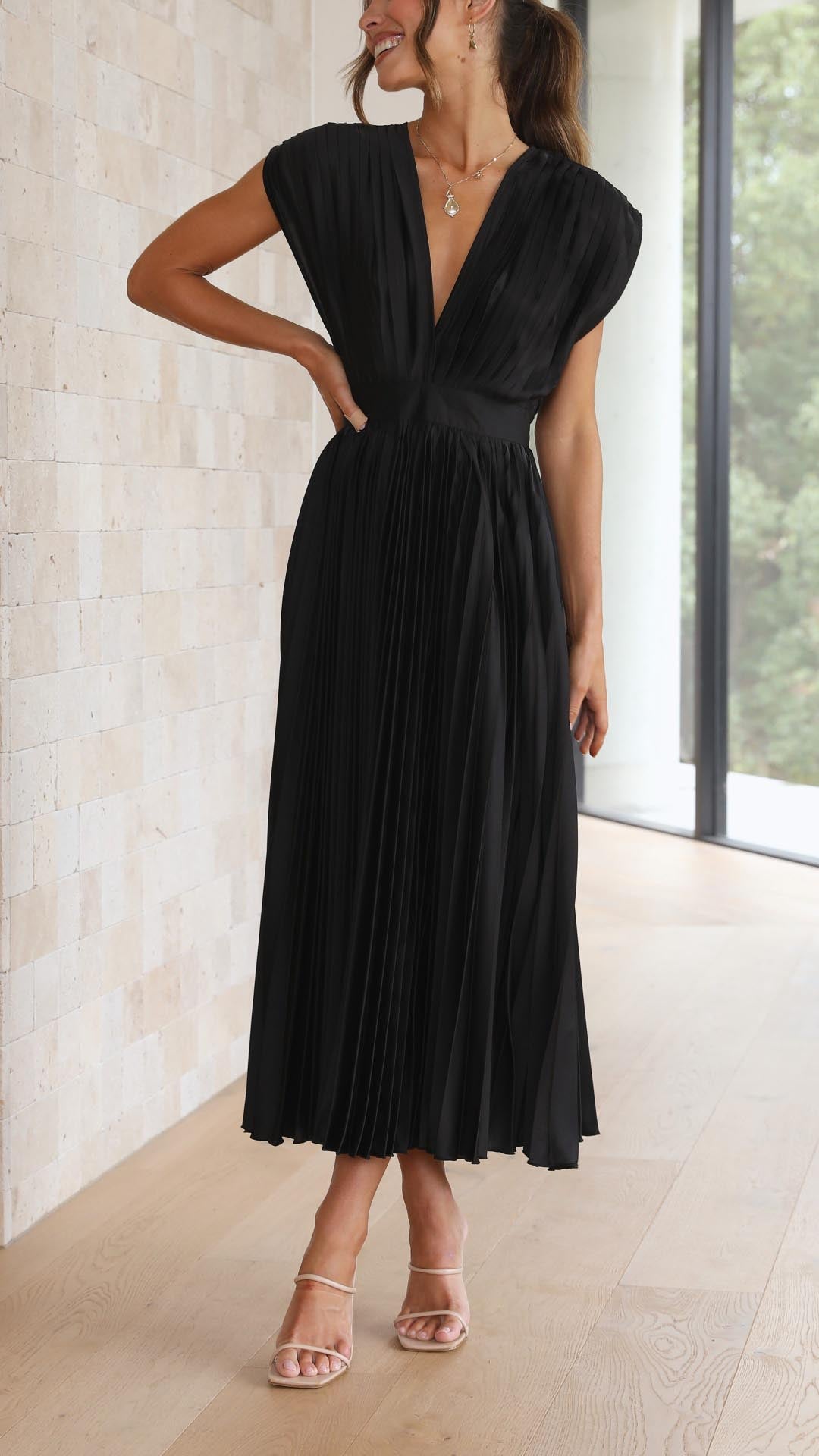 Juliet | Women's Pleated Skirt Maxi Summer Dress