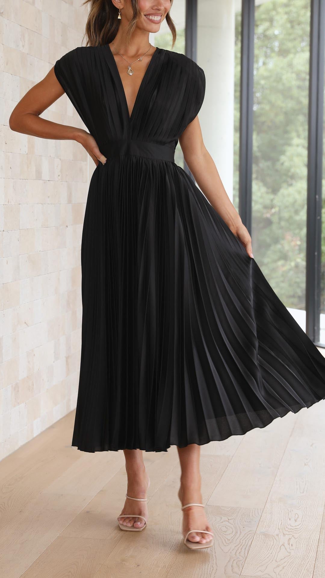 Juliet | Women's Pleated Skirt Maxi Summer Dress
