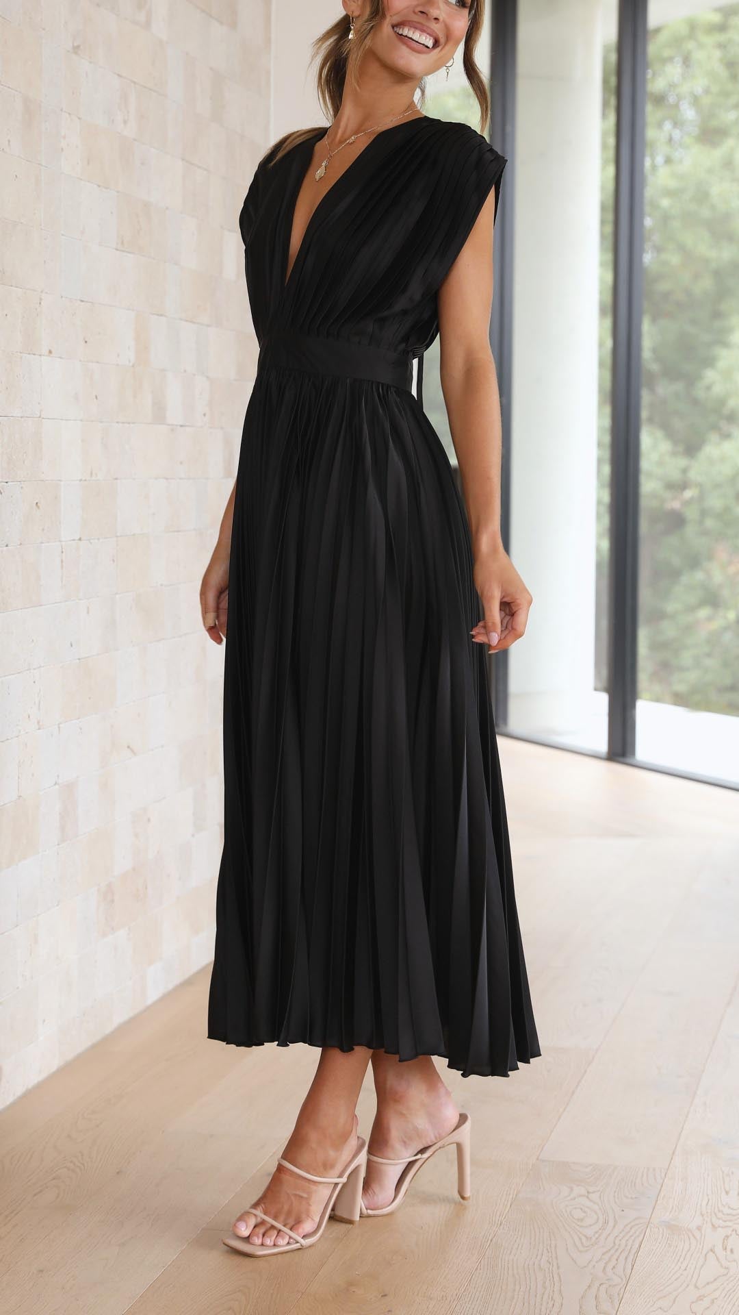 Juliet | Women's Pleated Skirt Maxi Summer Dress