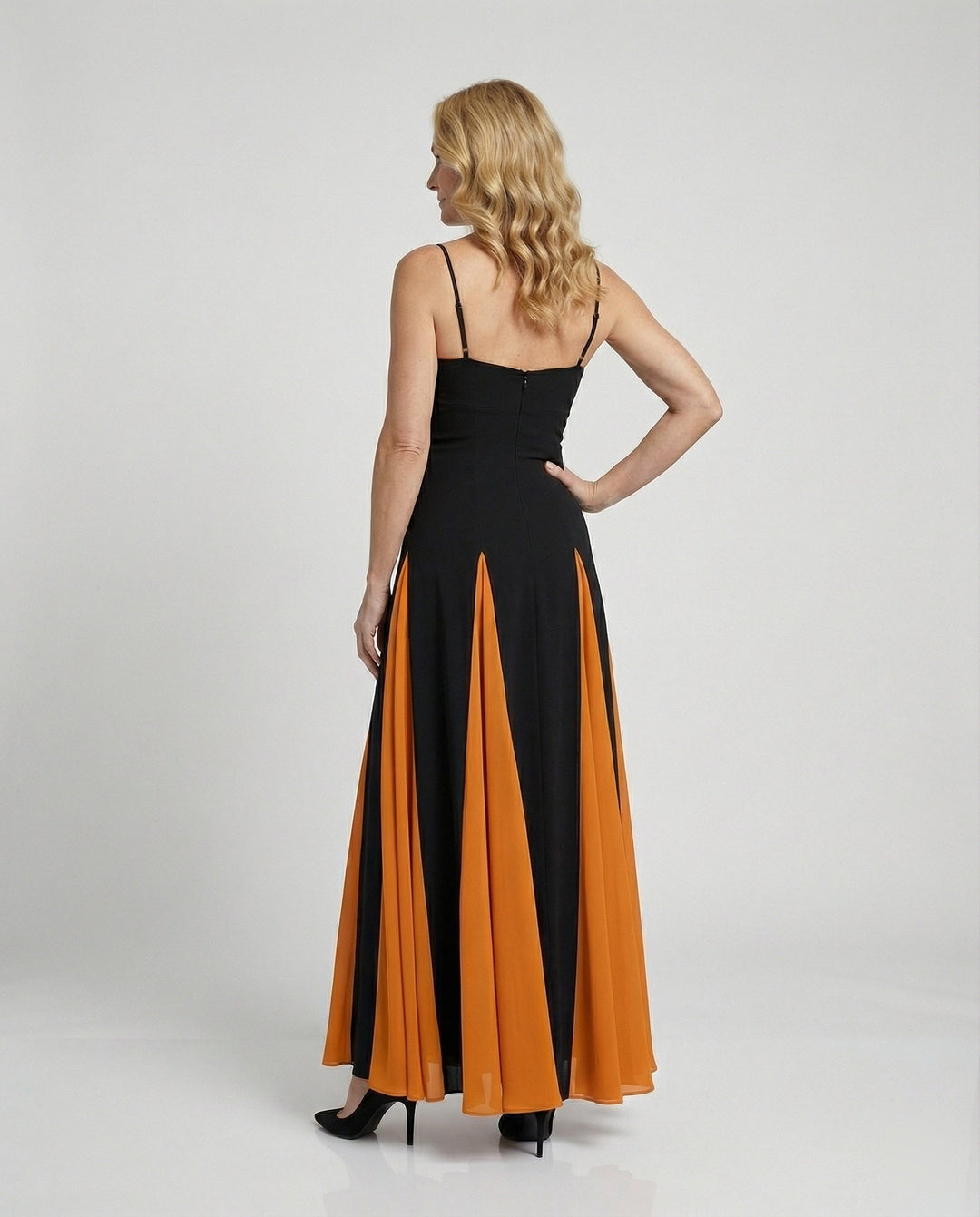 Elara | Women's Evening Sweetheart Neckline Maxi Dress
