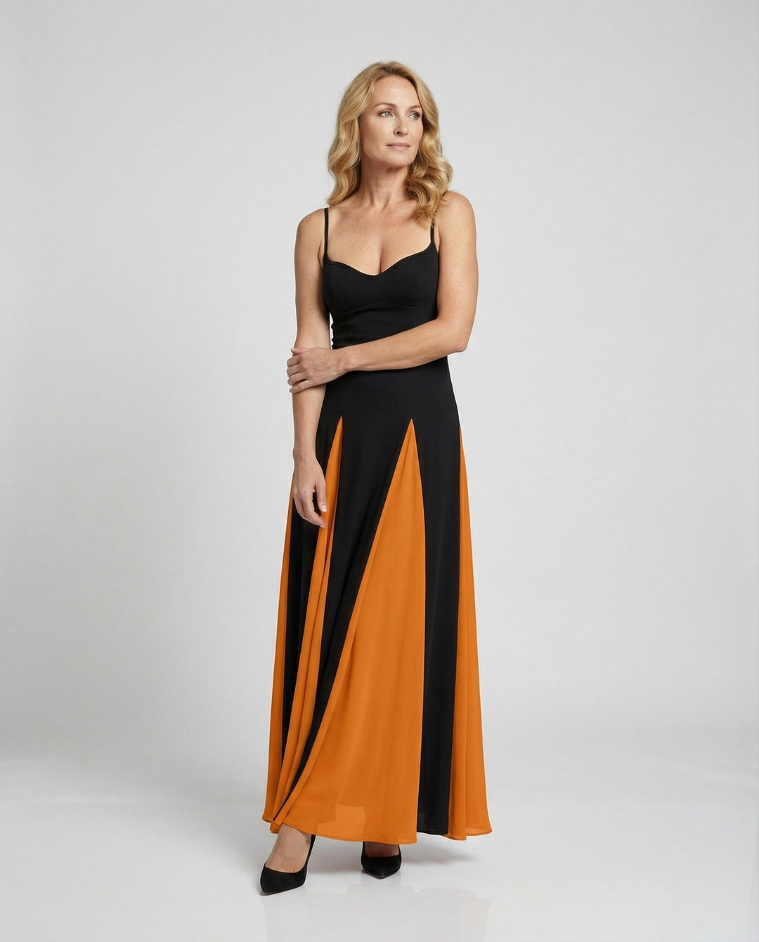 Elara | Women's Evening Sweetheart Neckline Maxi Dress